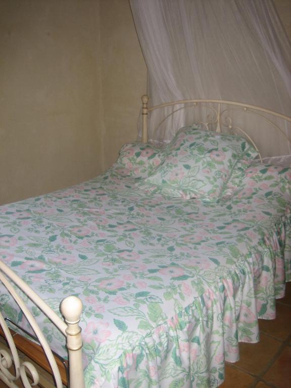 Mas Allard Tarascon Room photo